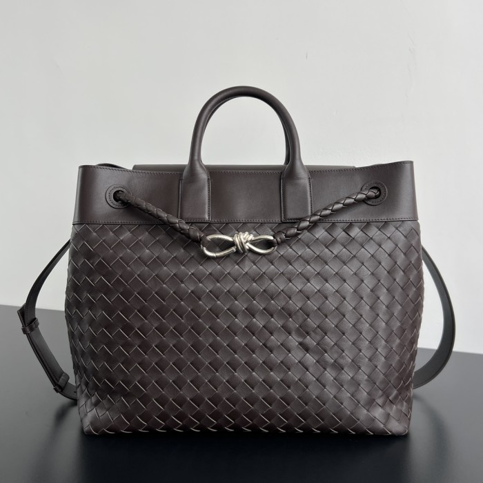 Bottega Veneta Men's Andiamo Voyager #382060