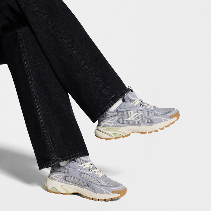 LOUIS VUITTON LV Tatic Runner Sneaker #381822