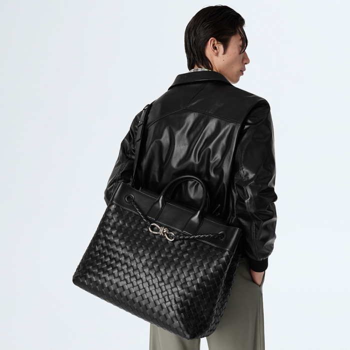 Bottega Veneta Men's Andiamo Voyager #382060