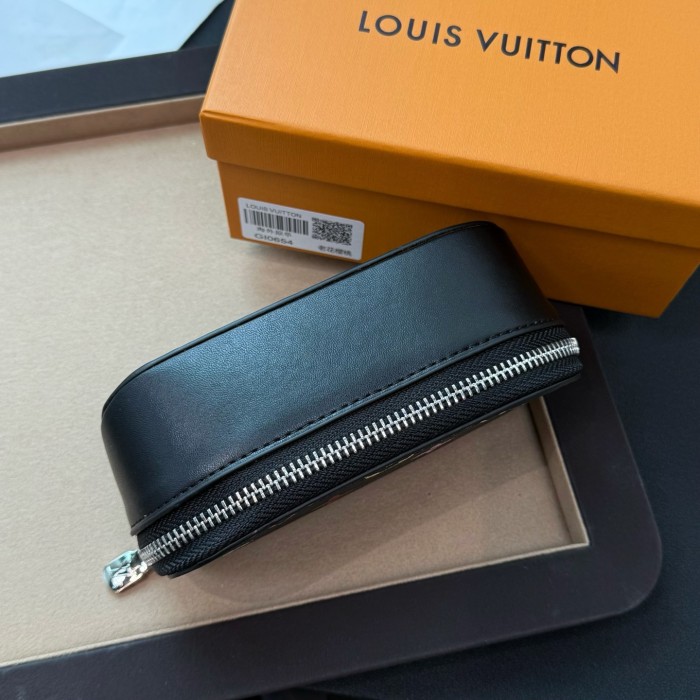  LOUIS VUITTON LV x TM Monogram Multicolor Sunglasses Pouch GI1287 G11540#382093