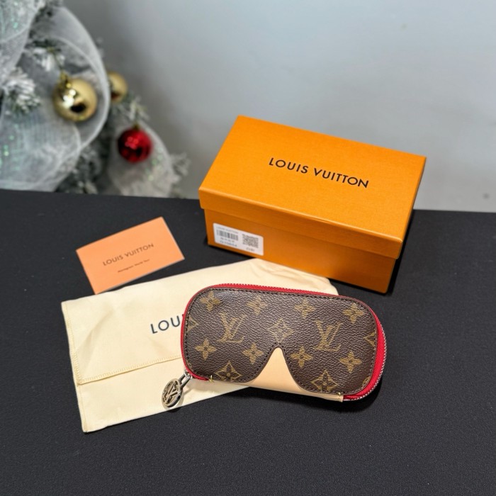  LOUIS VUITTON LV x TM Monogram Multicolor Sunglasses Pouch GI1287 G11540#382093