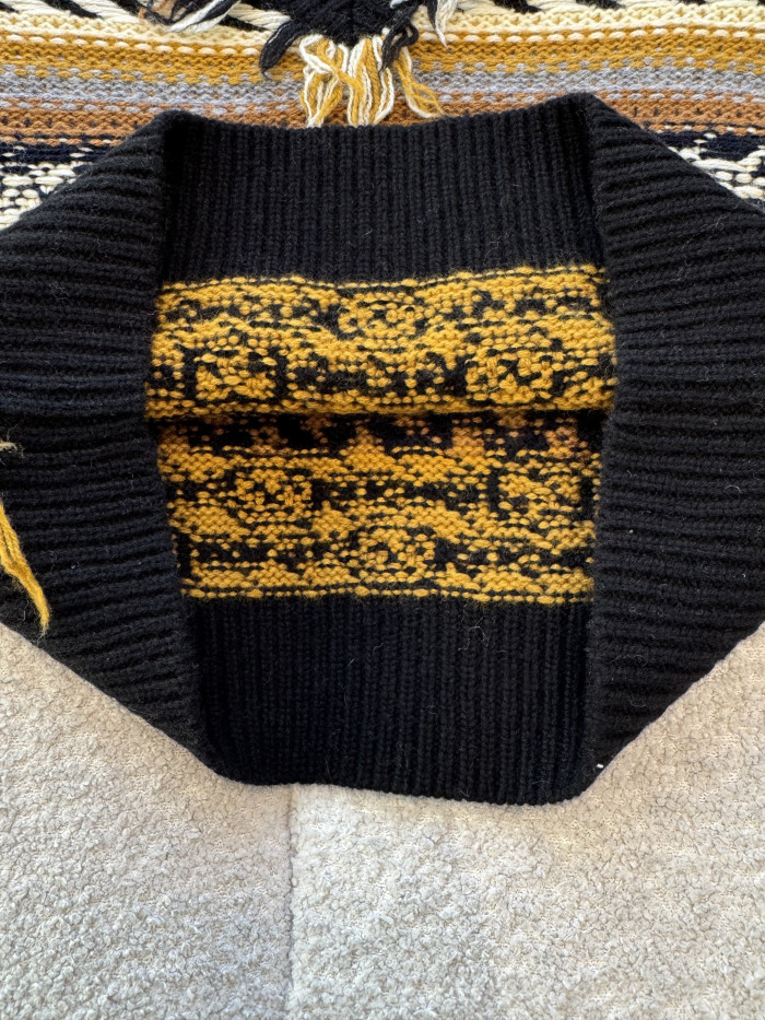 CELINE V-NECK SWEATER IN JACQUARD CASHMERE #335645