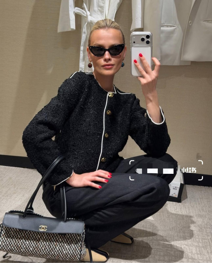 Chanel Black Knitted Tweed Short Jacket #382965