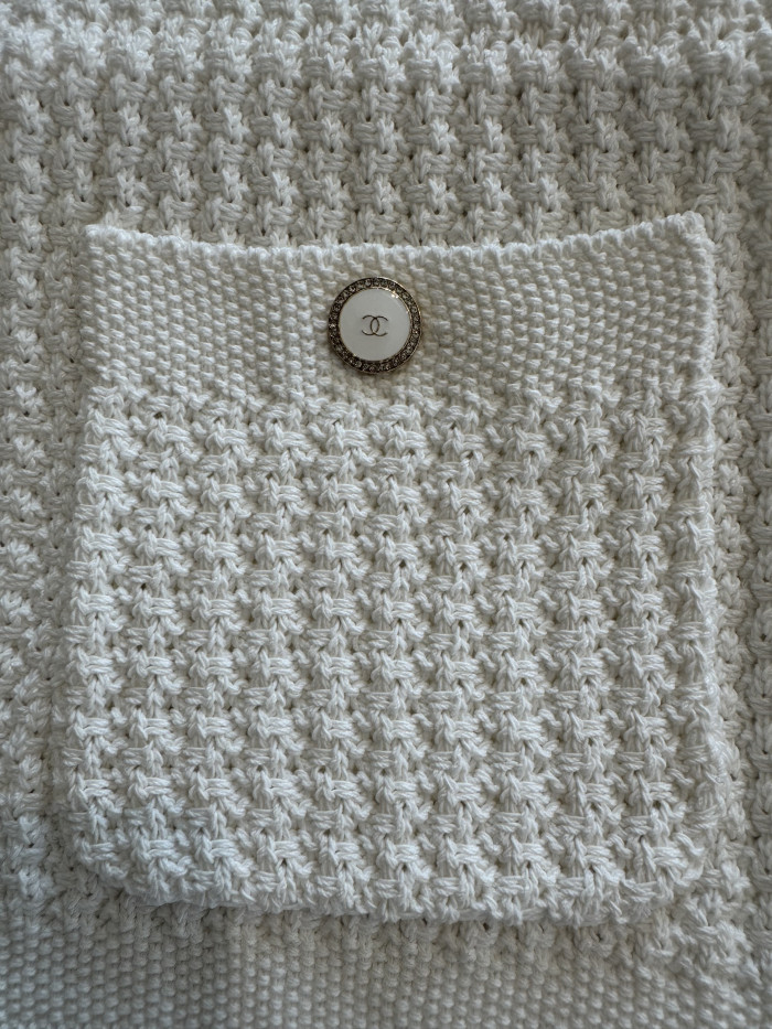 Chanel White Knitted Cardigan #383046