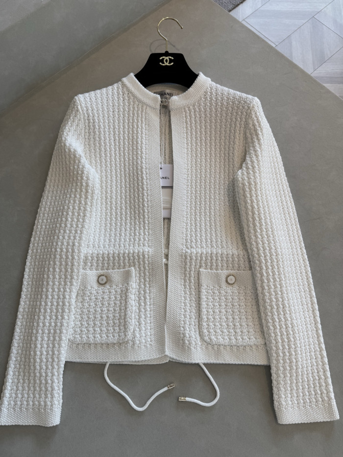 Chanel White Knitted Cardigan #383046
