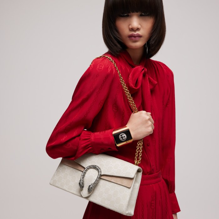 GUCCI Dionysus Medium Shoulder Bag GG Canvas #383686