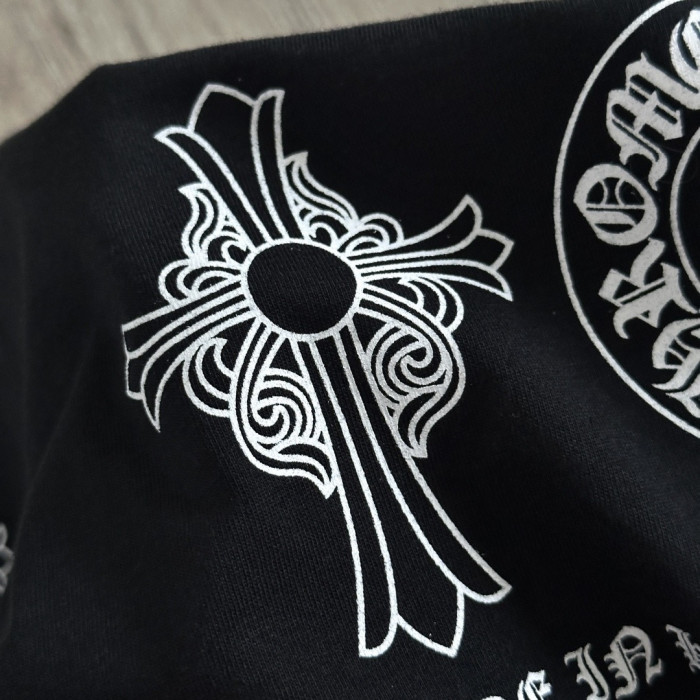 Chrome Hearts V-neck Three Elements Short Sleeves #381575