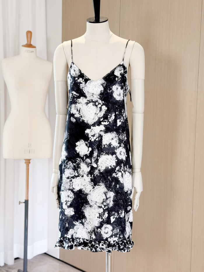 CHANEL Dress Printed Silk Jacquard White Black #383718