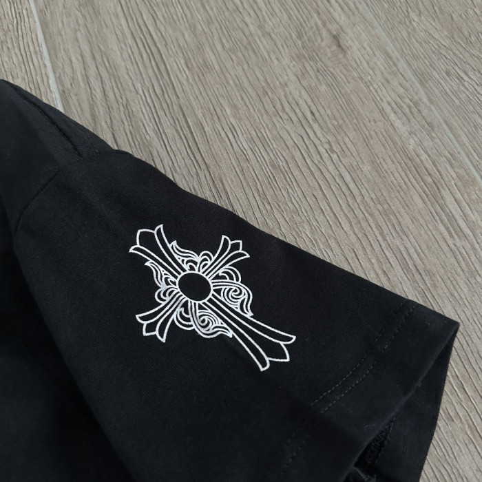 Chrome Hearts V-neck Three Elements Short Sleeves #381575