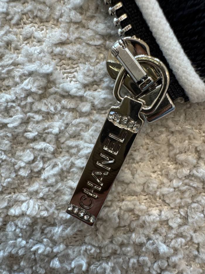 Chanel 25N CC Ski Knitted Hooded Cardigan #383999