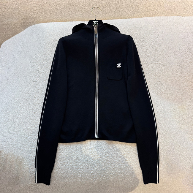 Chanel 25N CC Ski Knitted Hooded Cardigan #383999
