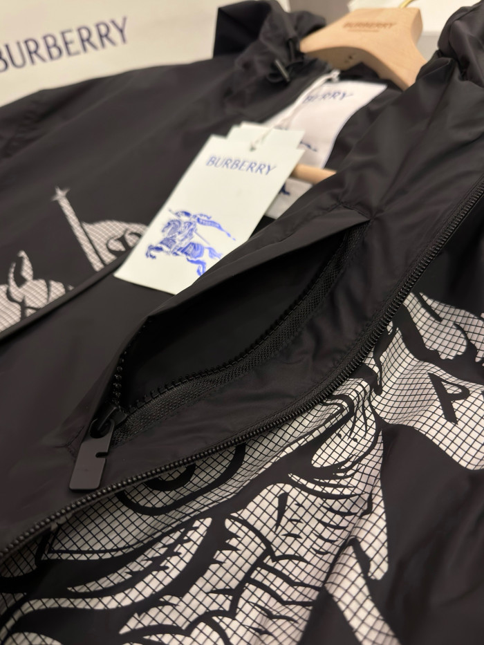 Burberry Lightweight Hooded Jacket #383981