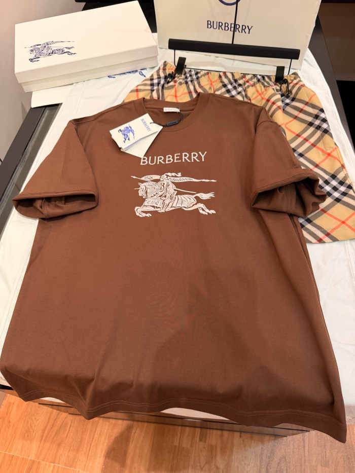 Burberry Knight Cotton T-shirt in Marsh #383969