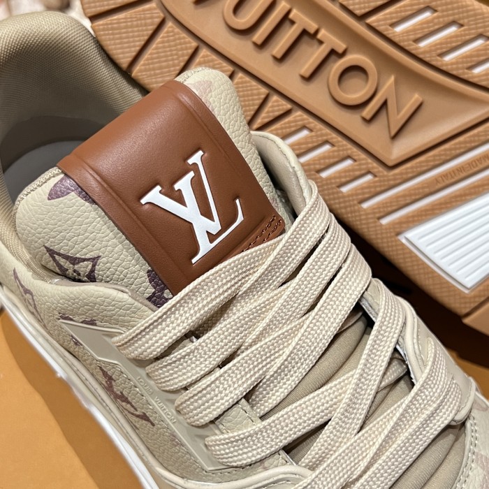LOUIS VUITTON LV Trainer Sneaker #384200