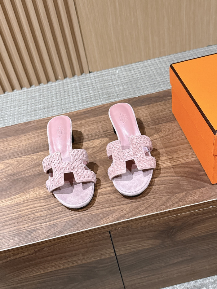 Hermès Woven Low Heel Slippers #384073