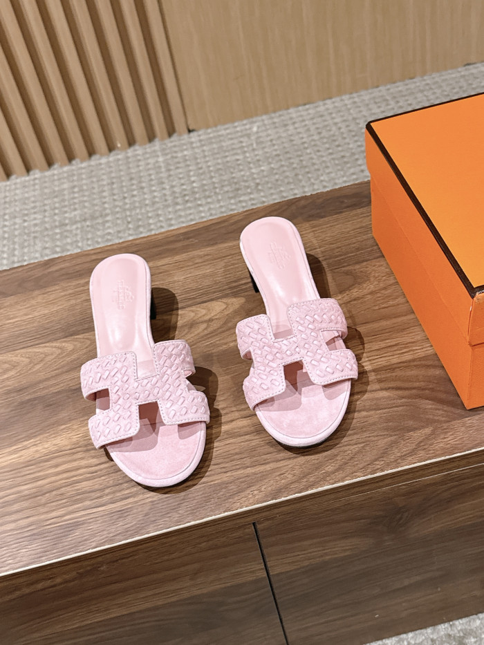 Hermès Woven Low Heel Slippers #384073