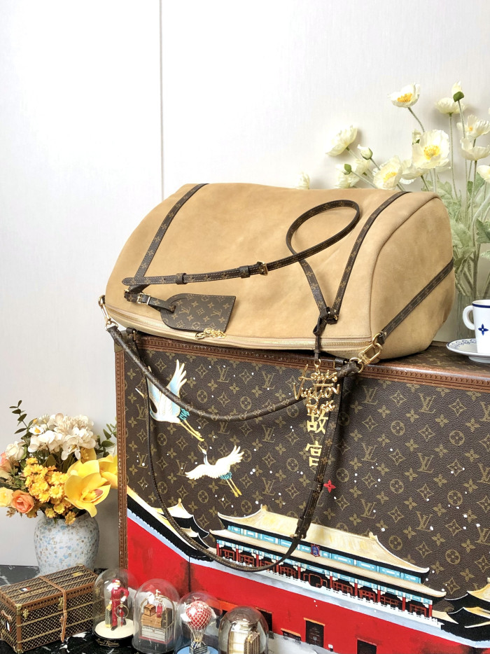 LOUIS VUITTON Express Travel Bags #384057