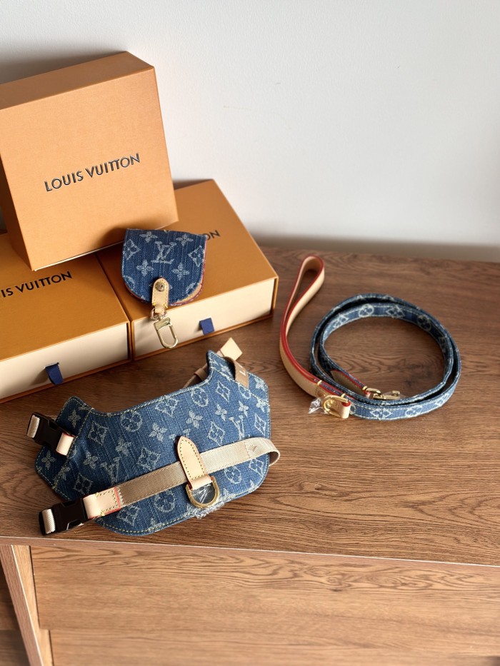 LOUIS VUITTON Dog Harness Pets Accessories #384274