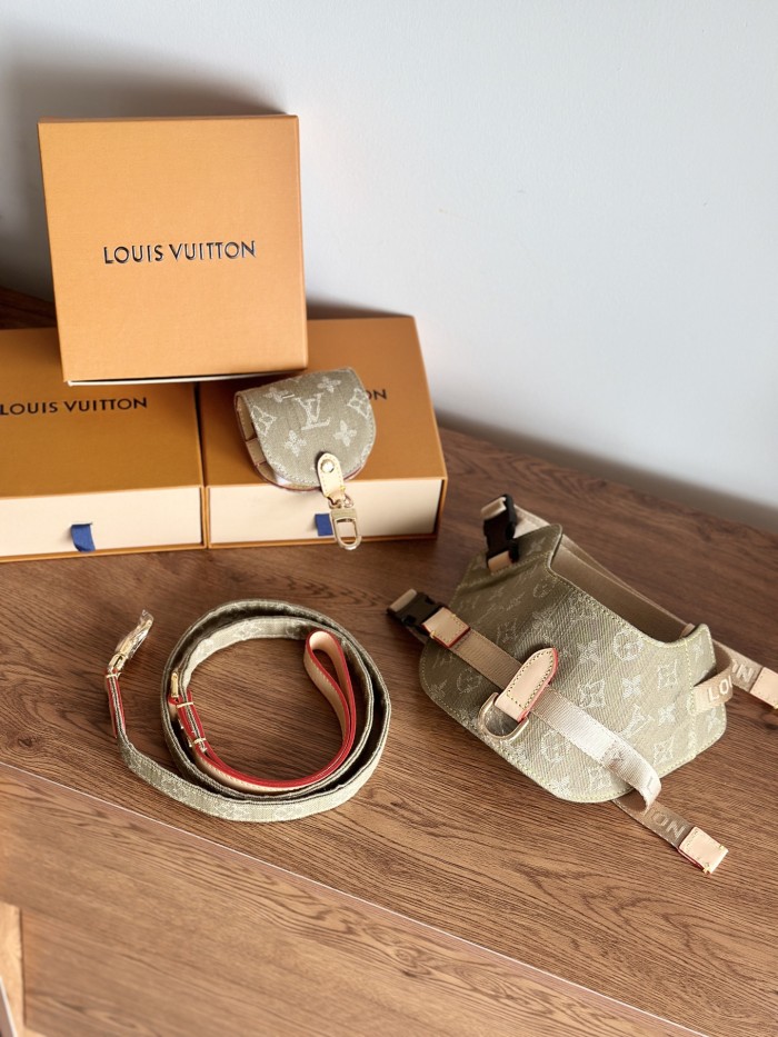 LOUIS VUITTON Dog Harness Pets Accessories #384274