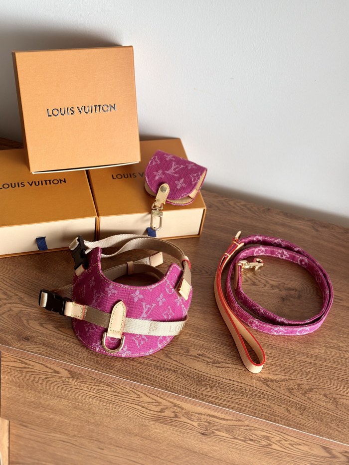 LOUIS VUITTON Dog Harness Pets Accessories #384274