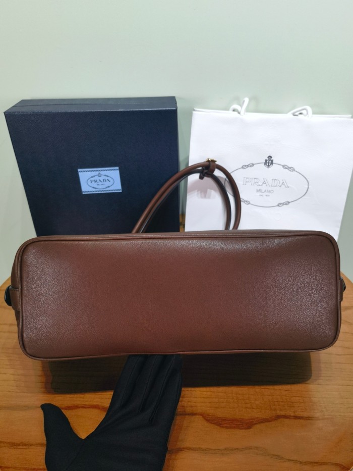 PRADA Large Leather Tote Bag #384297