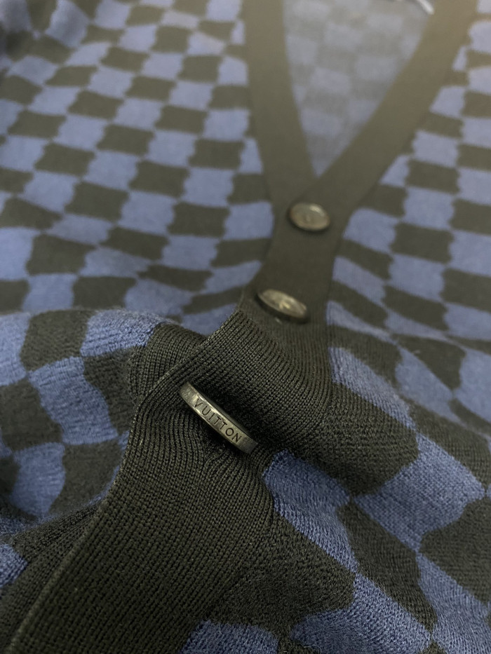 Louis Vuitton Wool Cardigan #334297