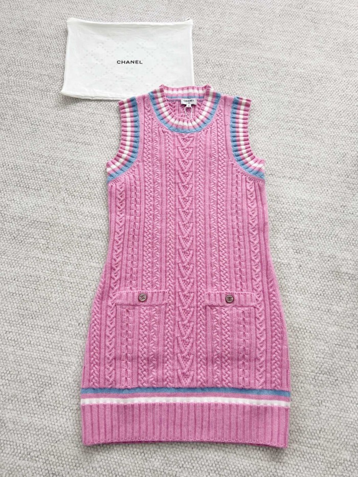 Chanel Top-Qualitu Version CC Cashmere Dress #380166