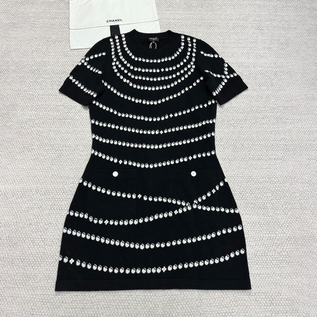 Chanel Top-Quality Version Pearl Chain Cashmere Dress #307525