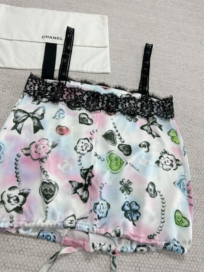 Chanel Top-quality Version CC Silk Printed Vest #325450