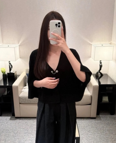 Chanel Top-quality Version Bat Sleeve Cardigan #307696