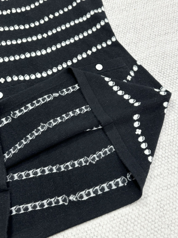 Chanel Top-Quality Version Pearl Chain Cashmere Dress #307525