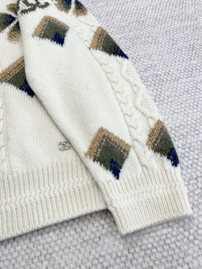 Chanel Top-quality Version CC Coco Neige Four Leaf Clover Wool Sweater#294113