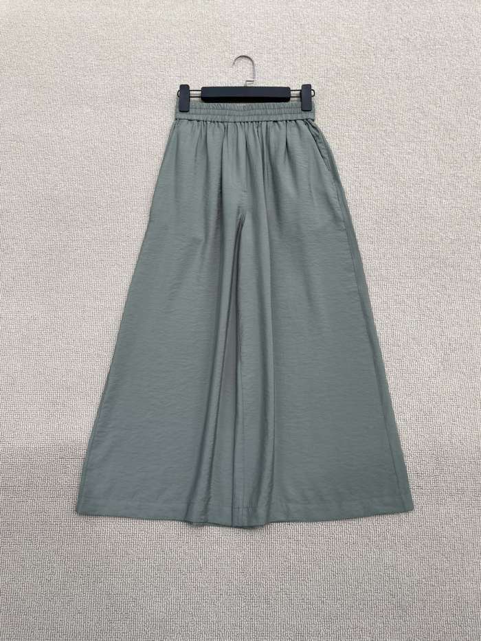 Loewe Cropped Elasticated Trousers in Cotton #384845