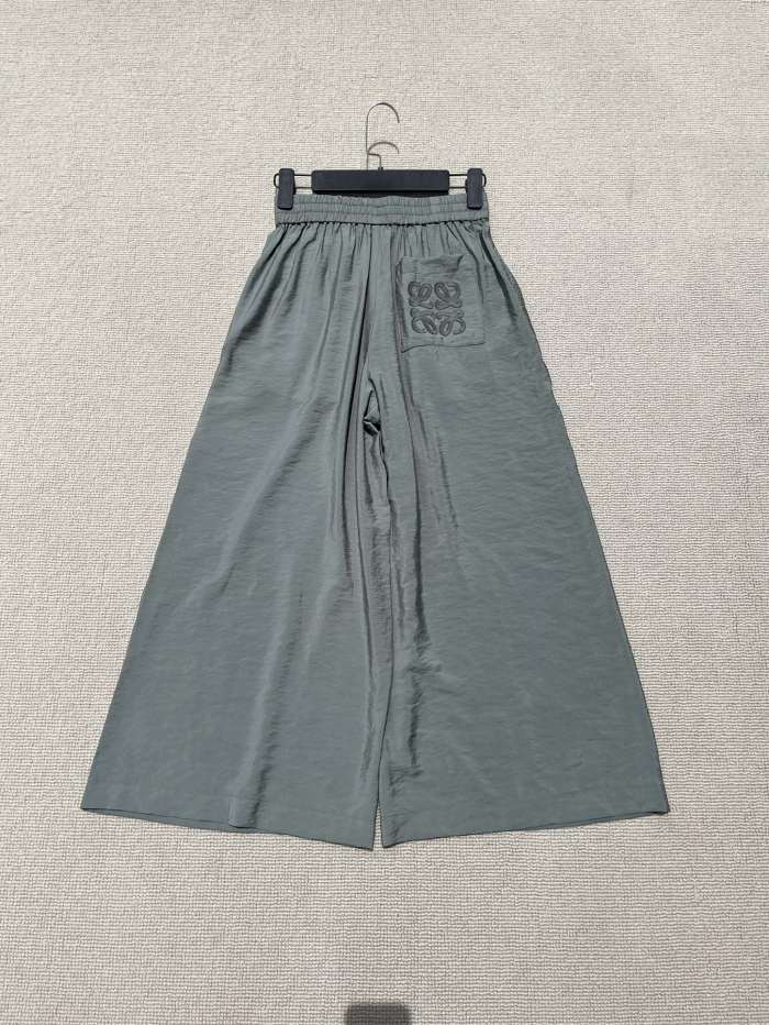 Loewe Cropped Elasticated Trousers in Cotton #384845