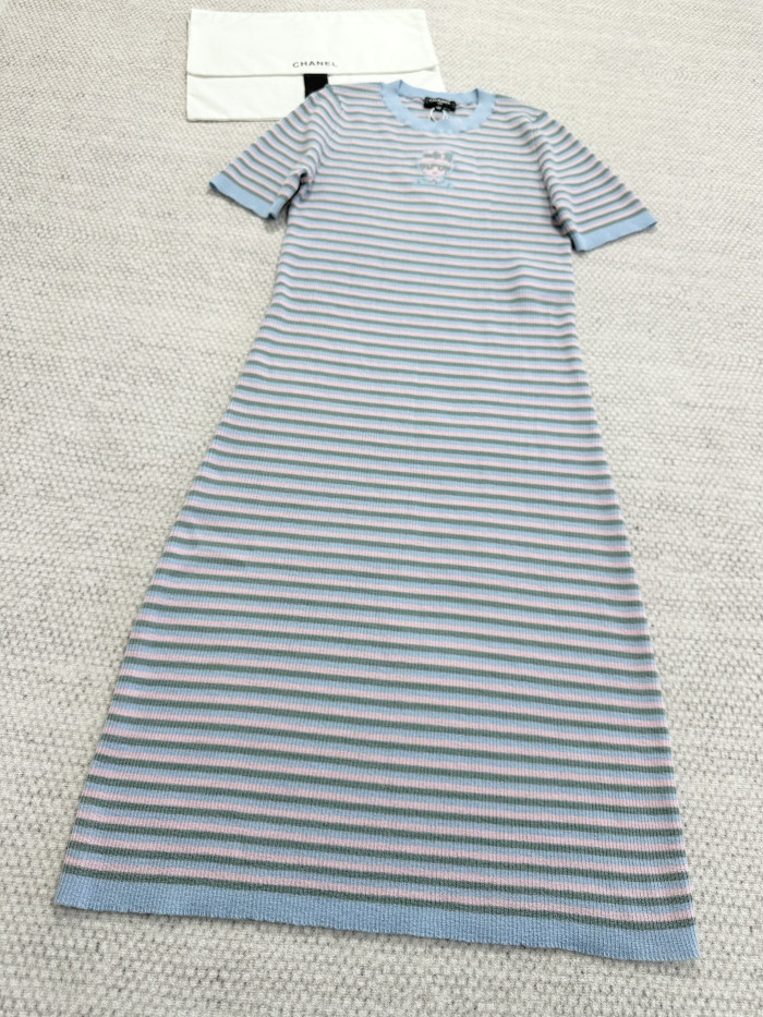 Chanel Top-Quality Version Striped Knitted Dress #381830