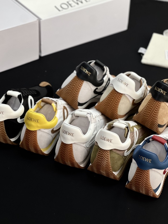 LOEWE Flow Runner 2.0 in Nylon and Suede #385055