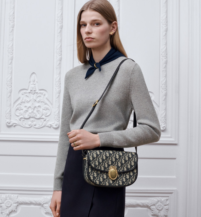 DIOR Medium Dior Médaillon Flap Bag Black Grained Calfskin #385209
