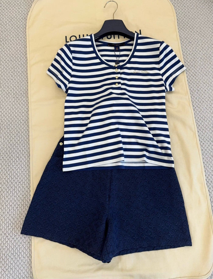 LOUIS VUITTON Striped Fitted T-Shirt #385203