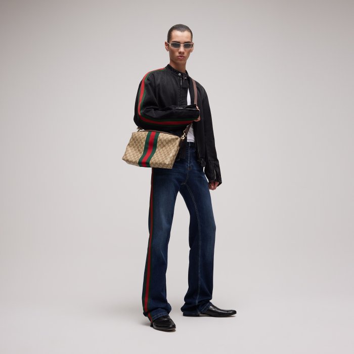 GUCCI Gucci Essence Classic Medium Crossbody Bag Gg Canvas #385178
