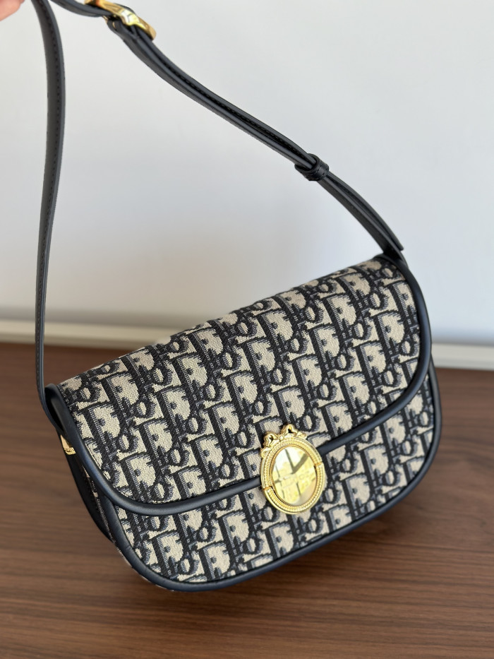 DIOR Medium Dior Médaillon Flap Bag Black Grained Calfskin #385209