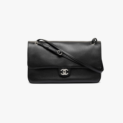 CHANEL Maxi Flapbag Grained Calfskin Gold-tone Metal #385184