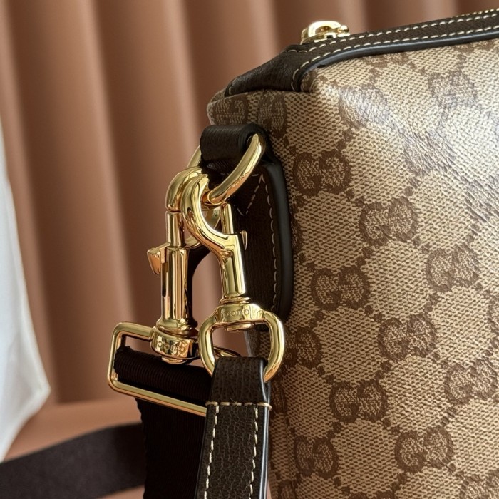 GUCCI Gucci Essence Classic Medium Crossbody Bag Gg Canvas #385178