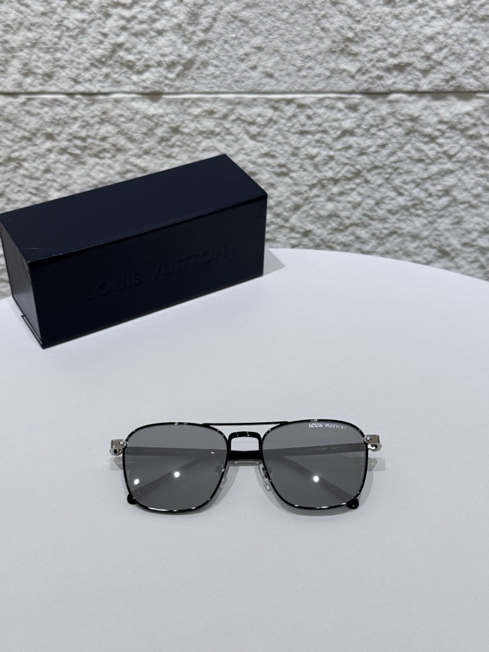 LOUIS VUITTON LV Signature Metal Square Sunglasses #385449