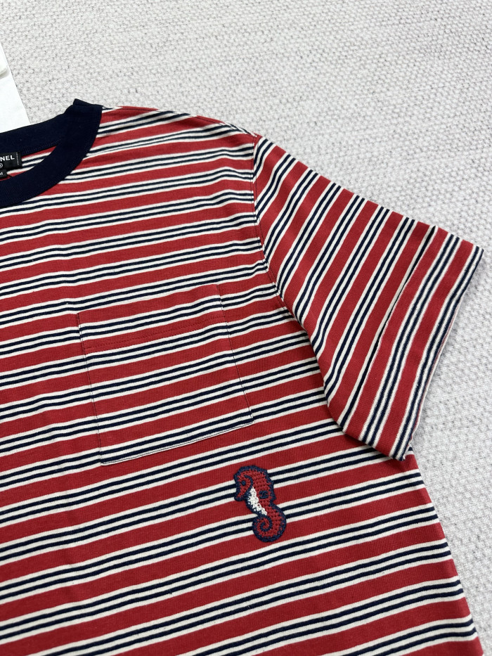 Chanel Top-quality Version Seahorse Striped T-shirt #385473