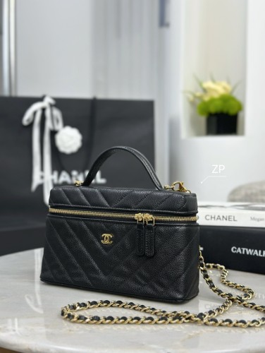 Chanel CC V Pattern Quilted Cosmetic Bag #385459