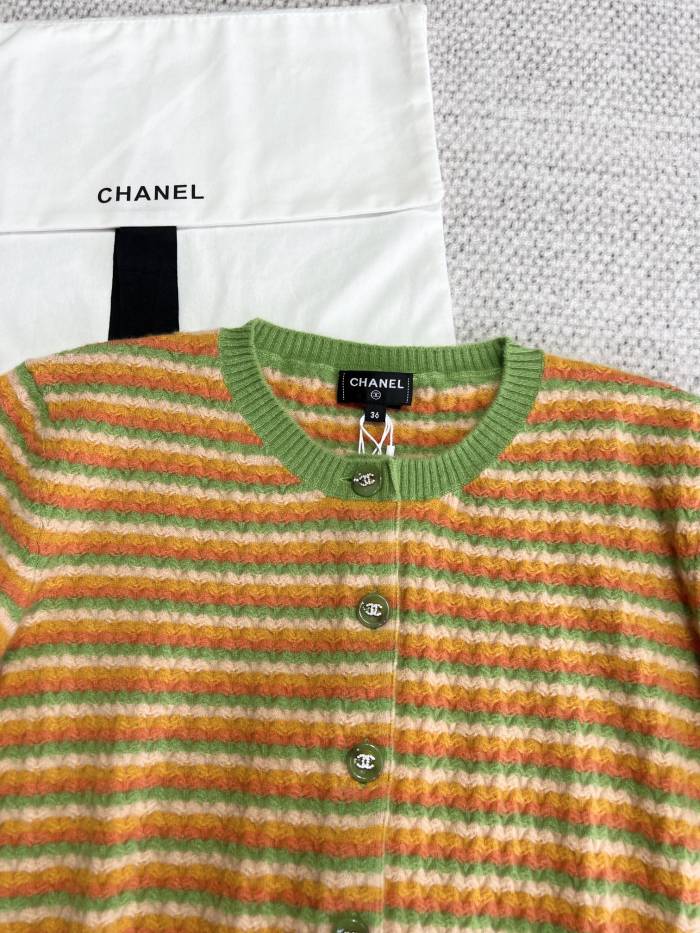 Chanel Top-quality Version Color Block Cashmere Short Sleeves #301130