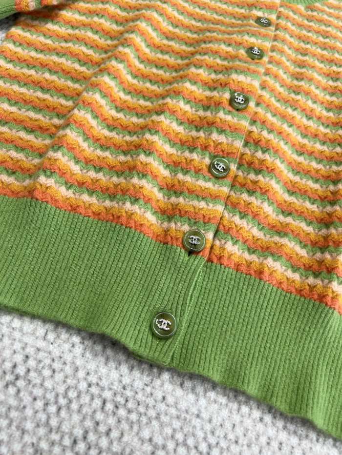Chanel Top-quality Version Color Block Cashmere Short Sleeves #301130