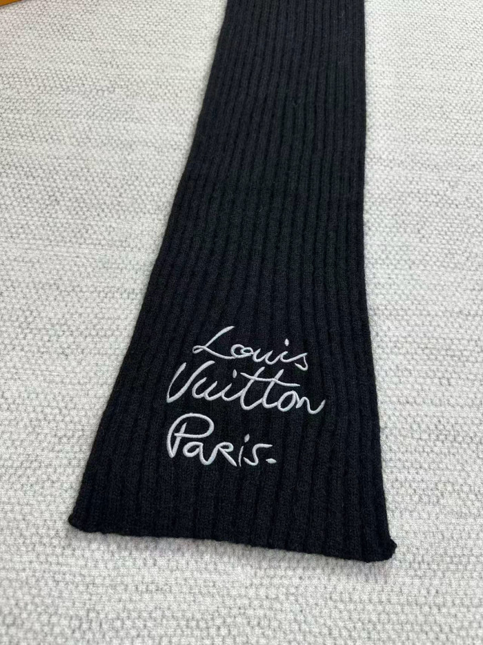 LOUIS VUITTON LV Script Scarf M97577 #385386