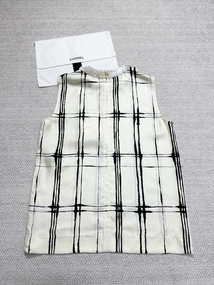 Chanel Top-quality Version Top Printed Silk Ecru Black #385470