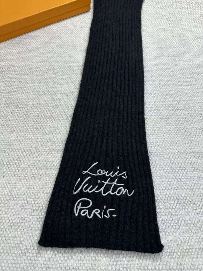 LOUIS VUITTON LV Script Scarf M97577 #385386